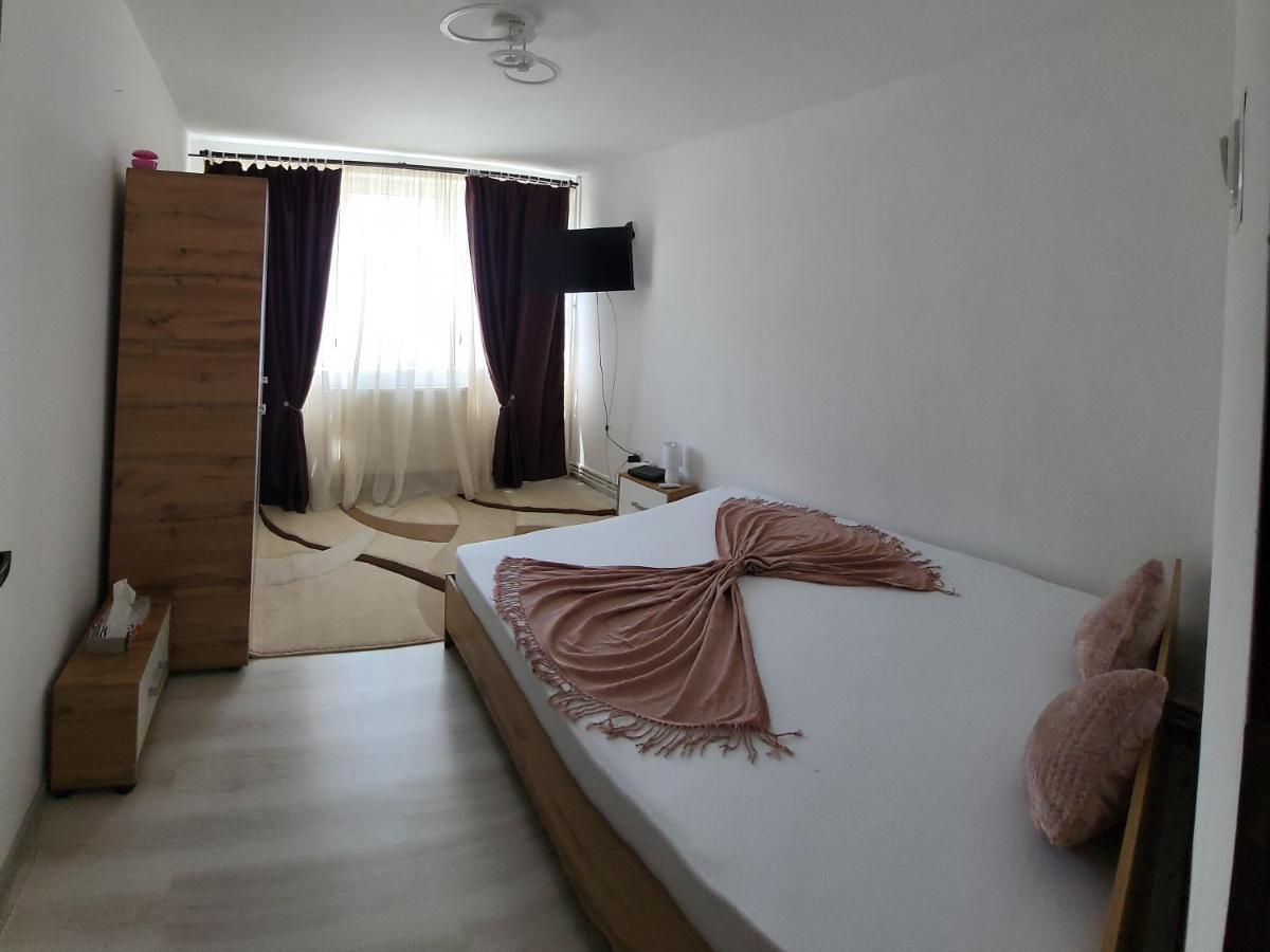 Apartament In Regim Hotelier ديفا المظهر الخارجي الصورة