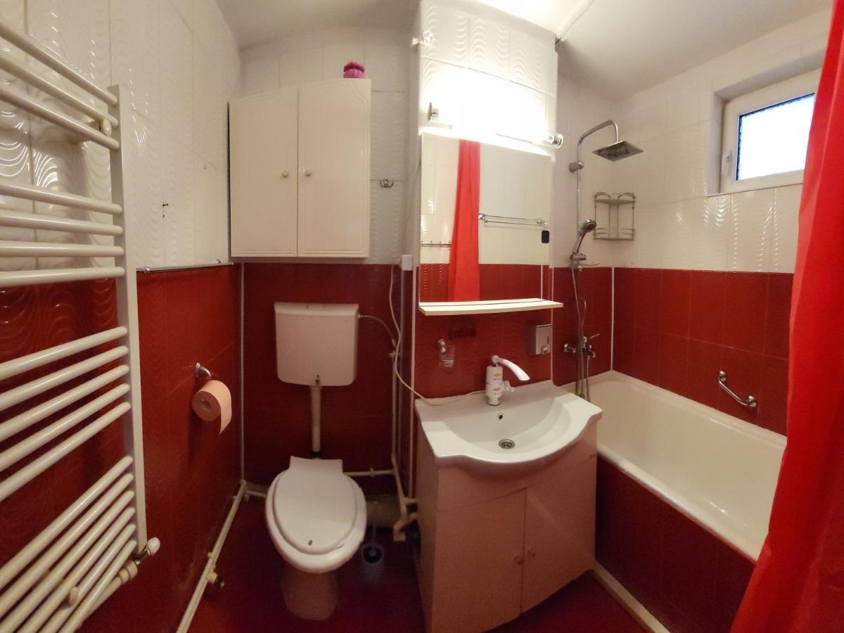 Apartament In Regim Hotelier ديفا المظهر الخارجي الصورة